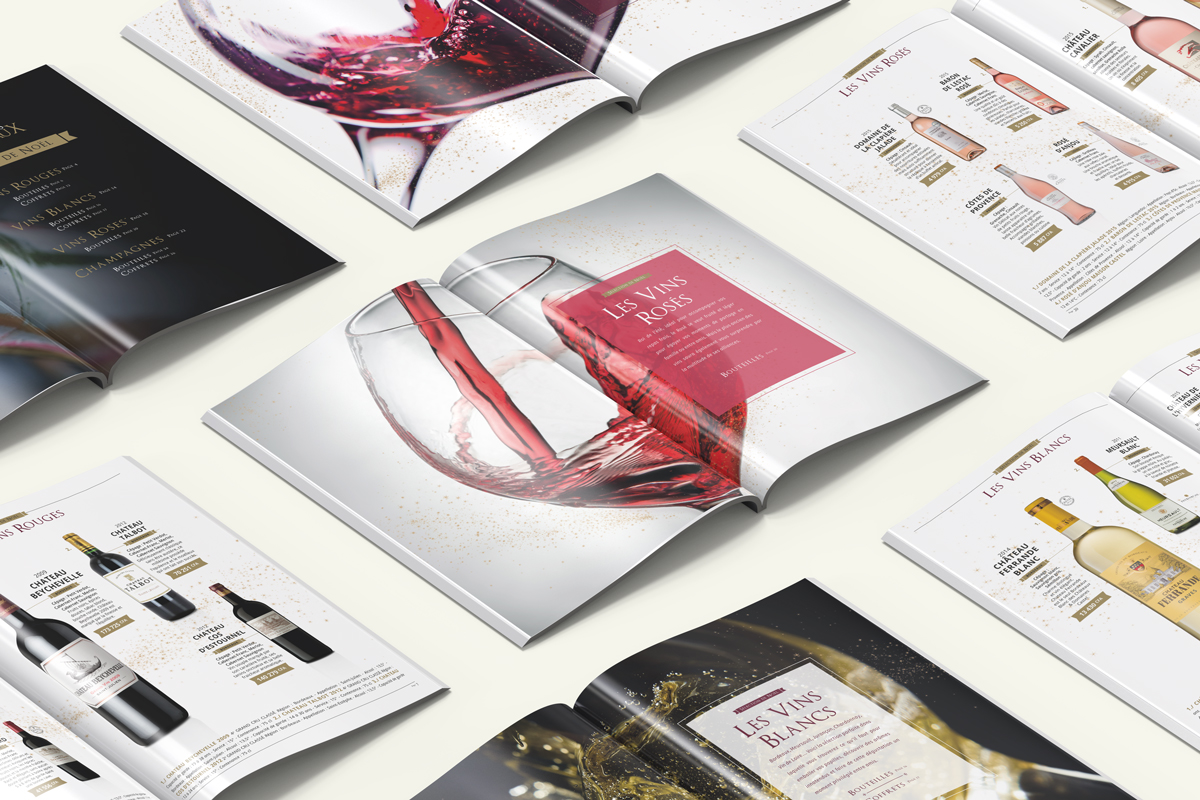 Mise en situation de plusieurs pages du catalogue La clé des Châteaux